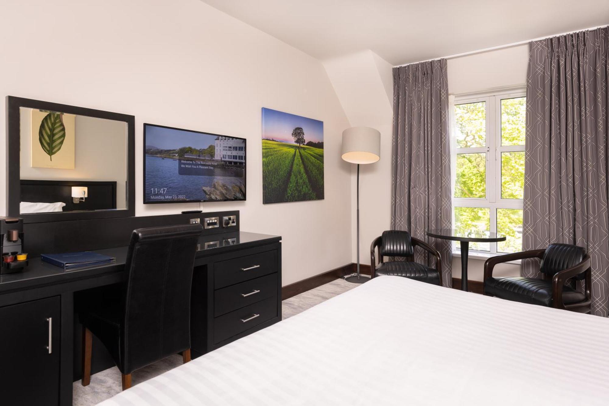 Redcastle Hotel Moville Exterior photo